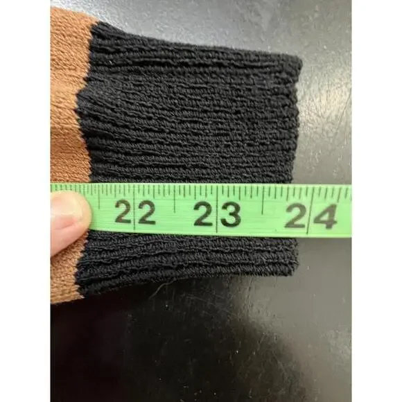 ST JOHN COLLECTION Tan & Black Cardigan Sweater - sz 8 - Picture 6 of 8